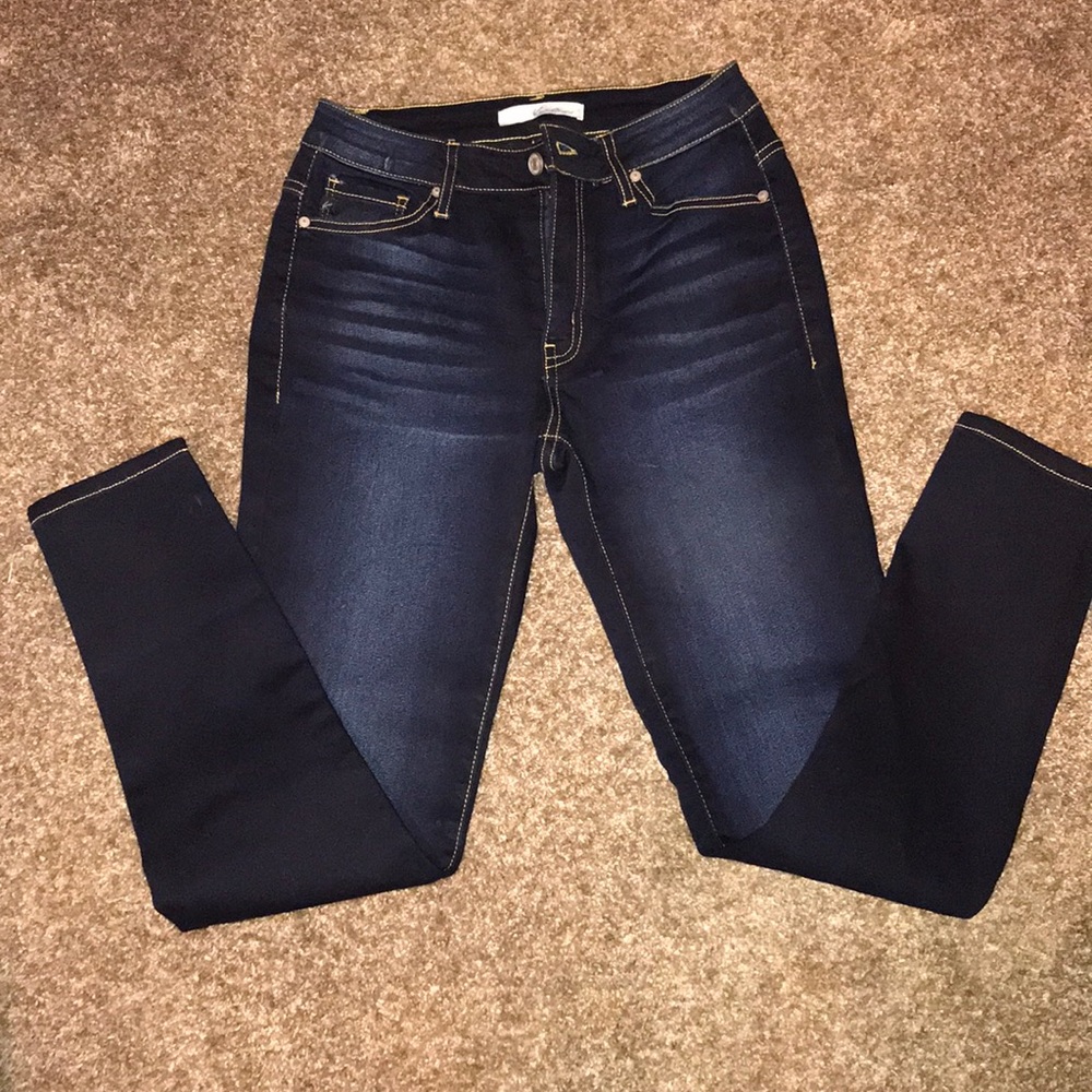 Stretch fit skinny jeans